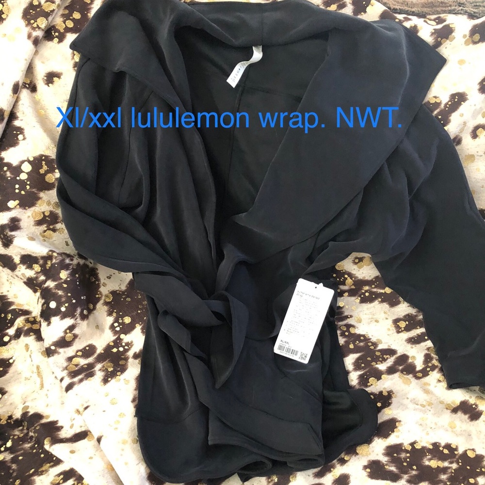 BNWT xl/xxl lululemon wrap jacket